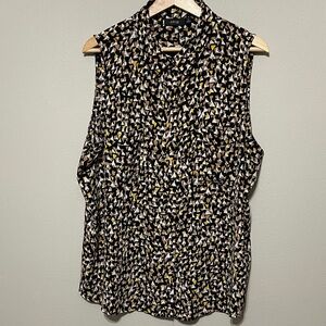 Apt. 9 Black Sleeveless Button-Down Top with White & Yellow Triangle Print